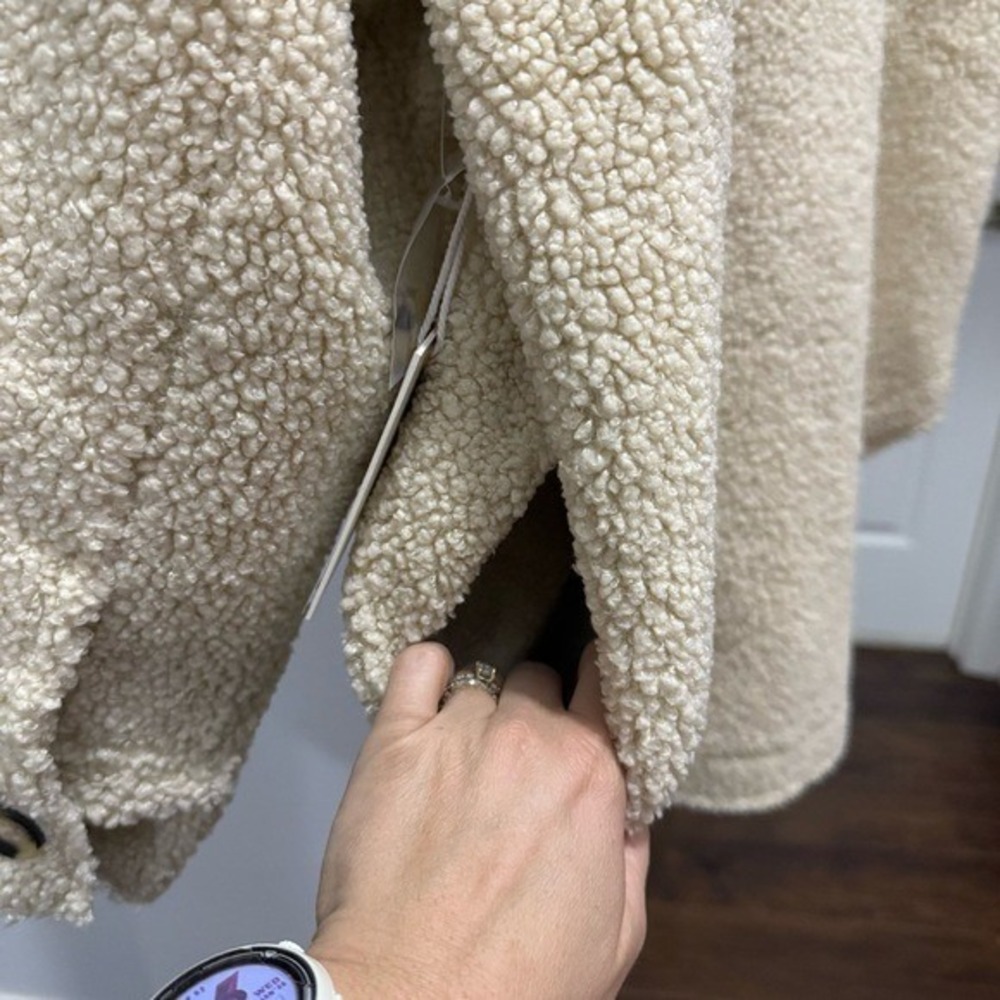NWT! Good American Sherpa Shacket - Size 1/2 (Small/Medium) Cream Oversized • - Picture 9 of 13